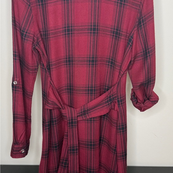 Guess Red and Black Plaid Shirt - Picture 7 of 11